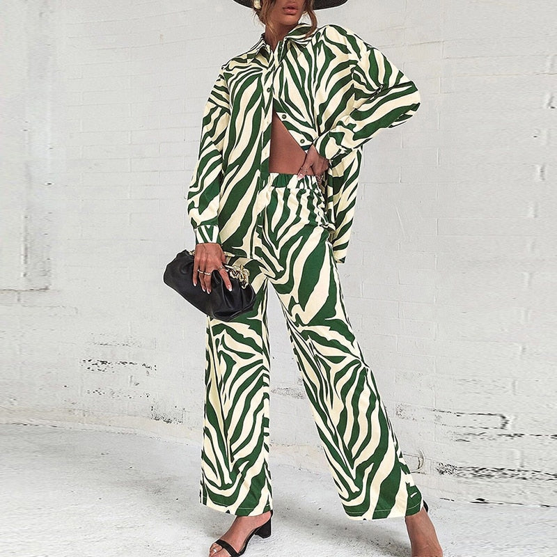 Emilie - Elegante conjunto de blusa de manga larga y pantalón con estampado abstracto