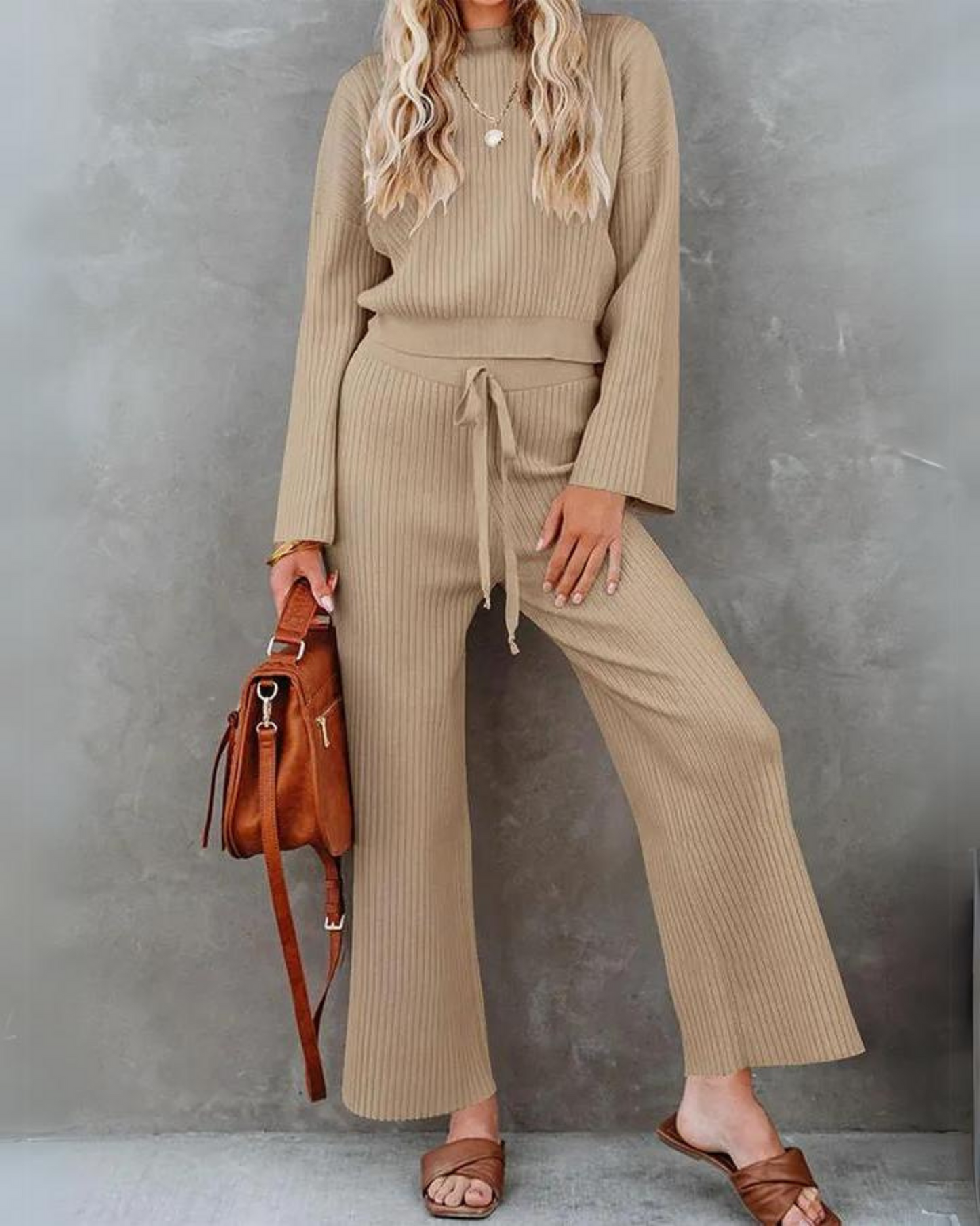Verla - Elegante conjunto de top y pantalón de manga larga y cuello redondo