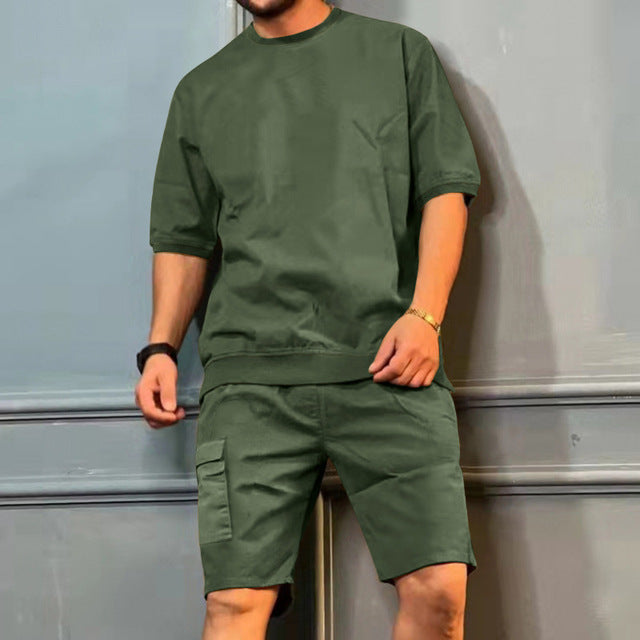 Jaiden - Camiseta oversize y pantalones cortos cargo