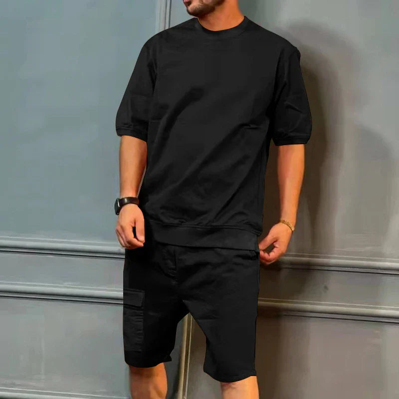 Jaiden - Camiseta oversize y pantalones cortos cargo