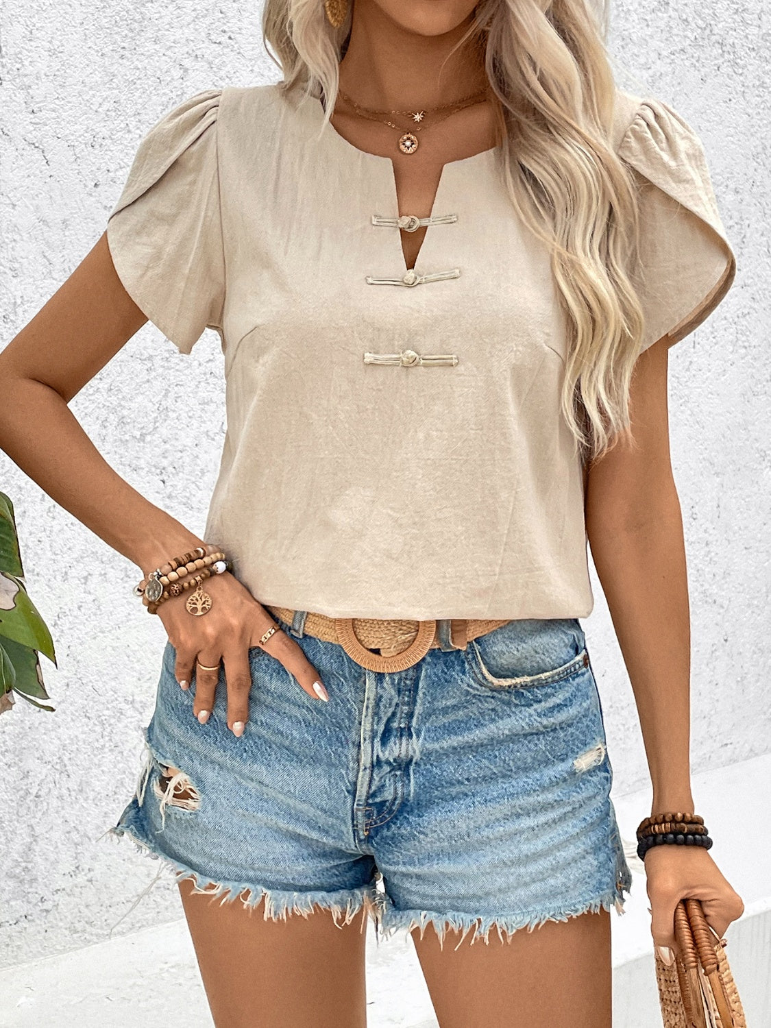 Lisandra - Blusa casual chic de manga corta con muescas