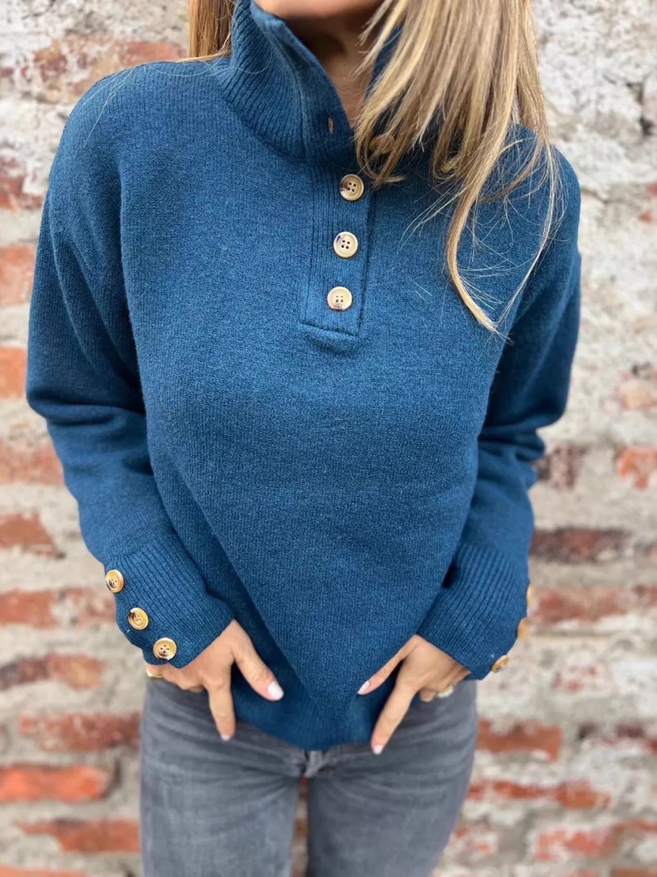 Yarissa - Cálido jersey holgado de cuello alto