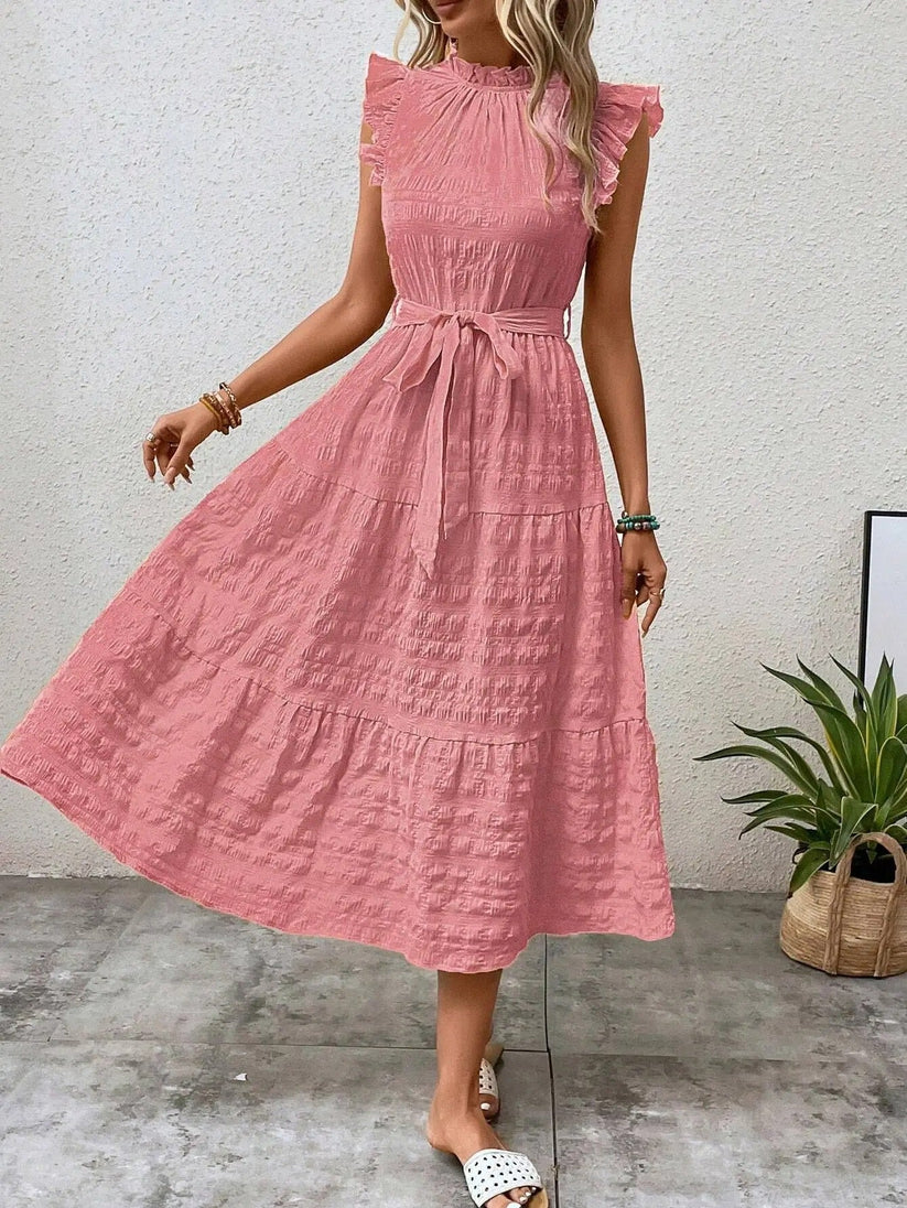 Denise - Elegante vestido con cinturón y volantes