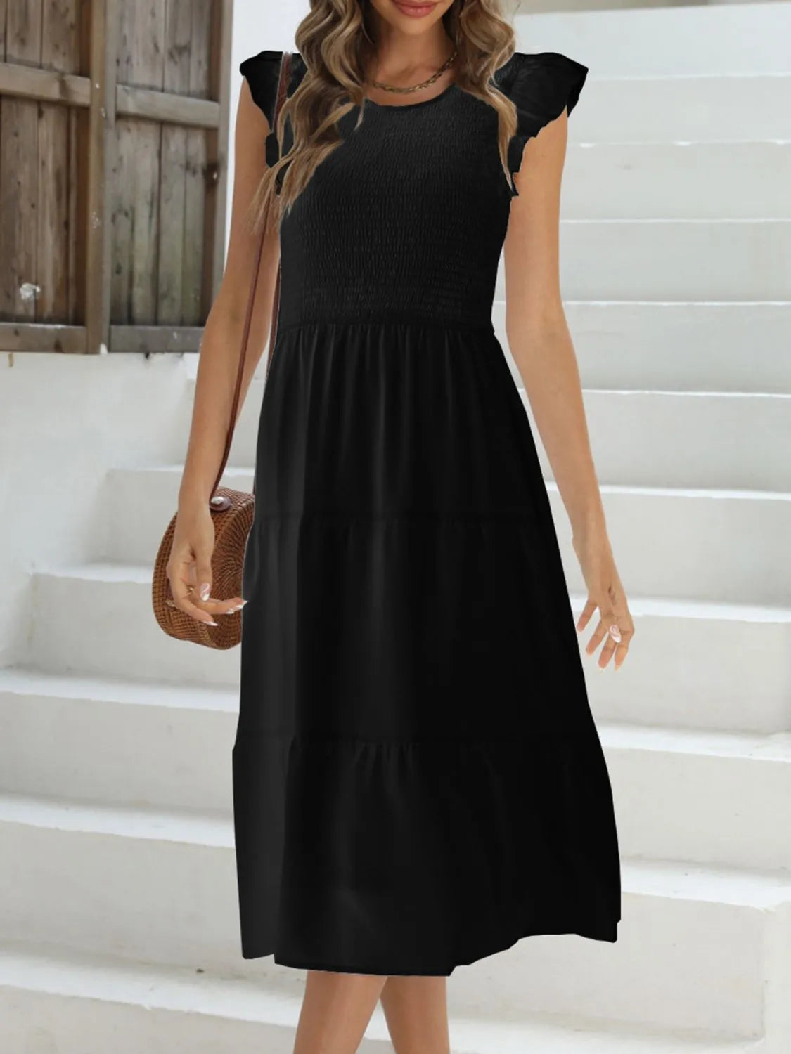 Carina - Elegante vestido de cuello redondo con volantes y manga casquillo