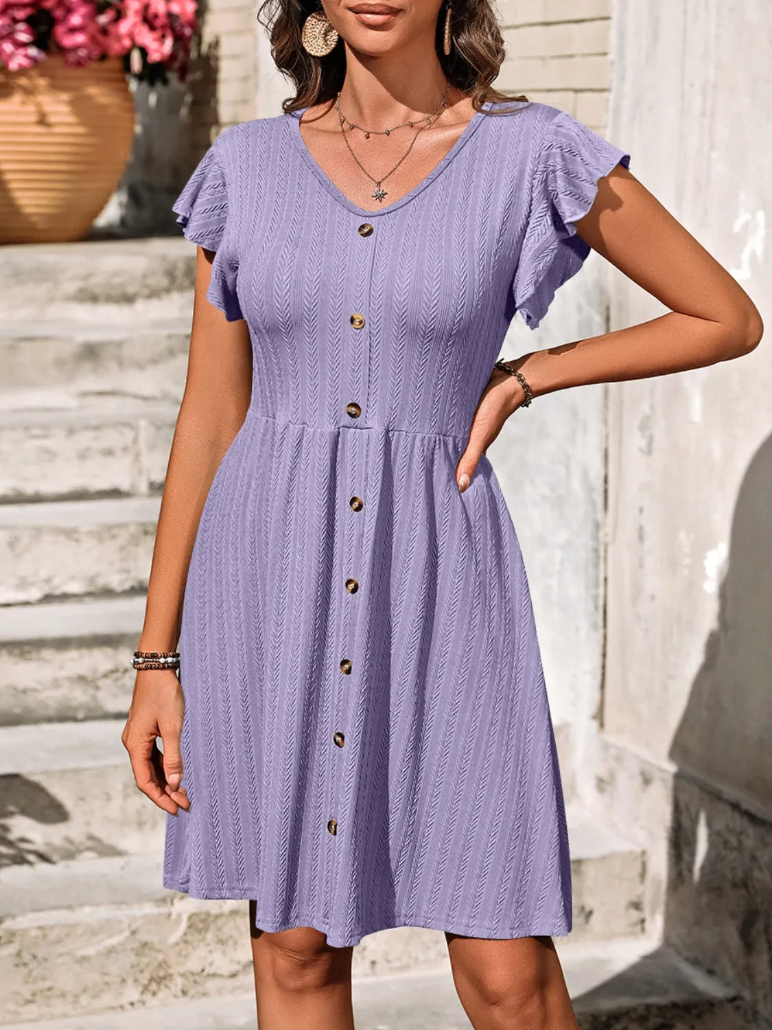 Marina - Elegante vestido de manga larga con volantes y cuello en V abotonado