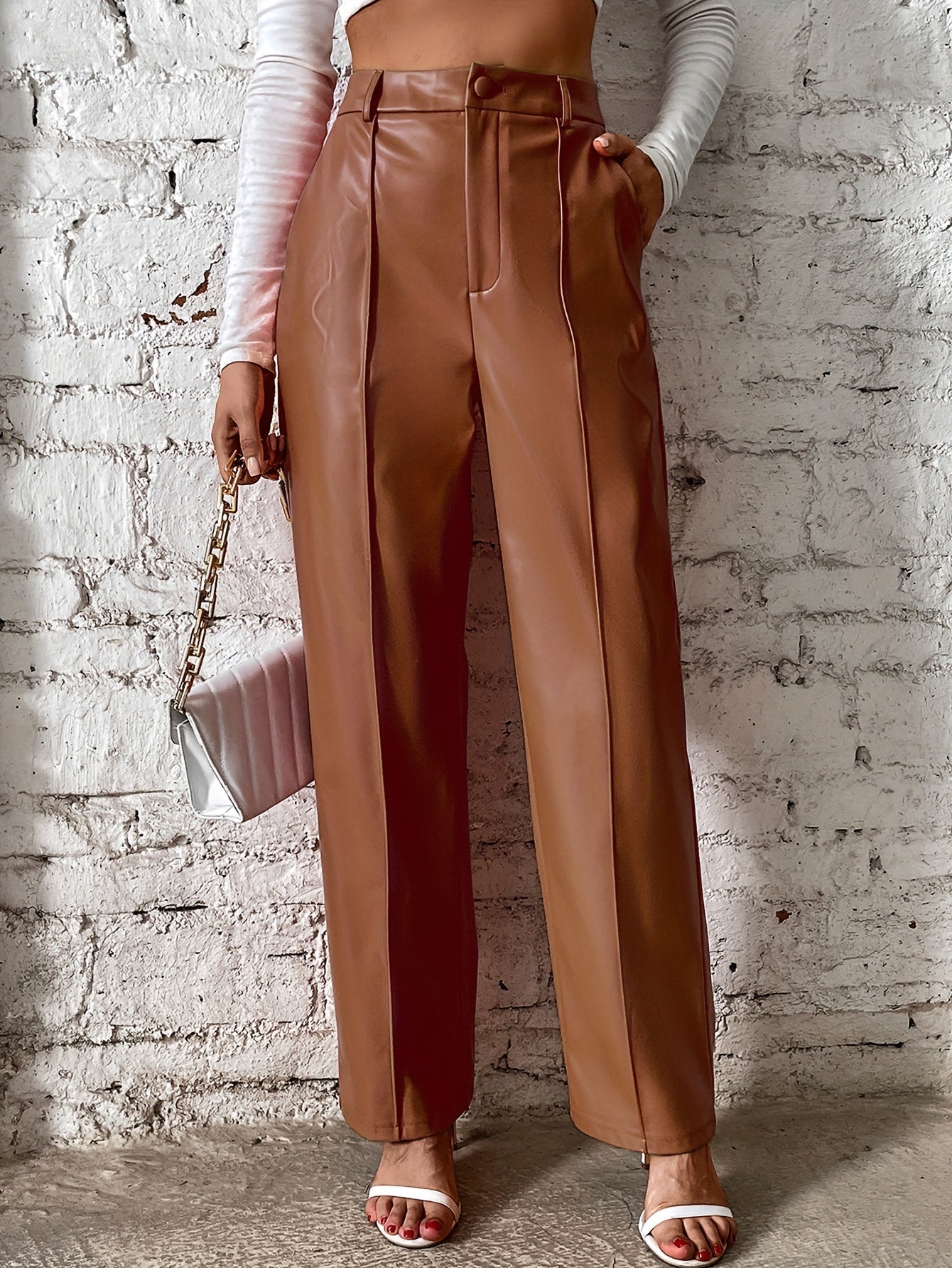 Shanelle - Pantalón de cuero de talle alto y pierna recta