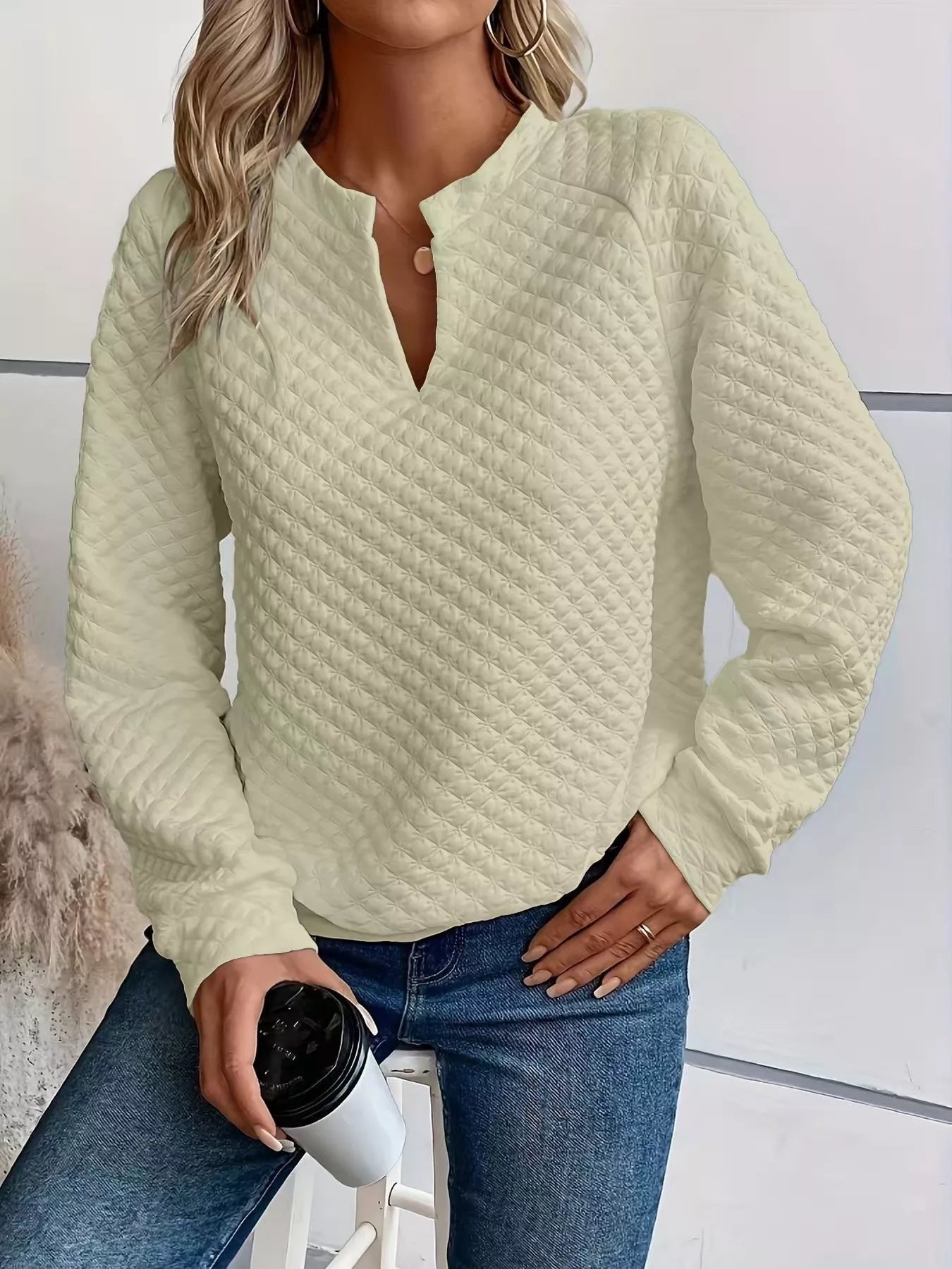 Adele - Elegante jersey cálido con cuello en V