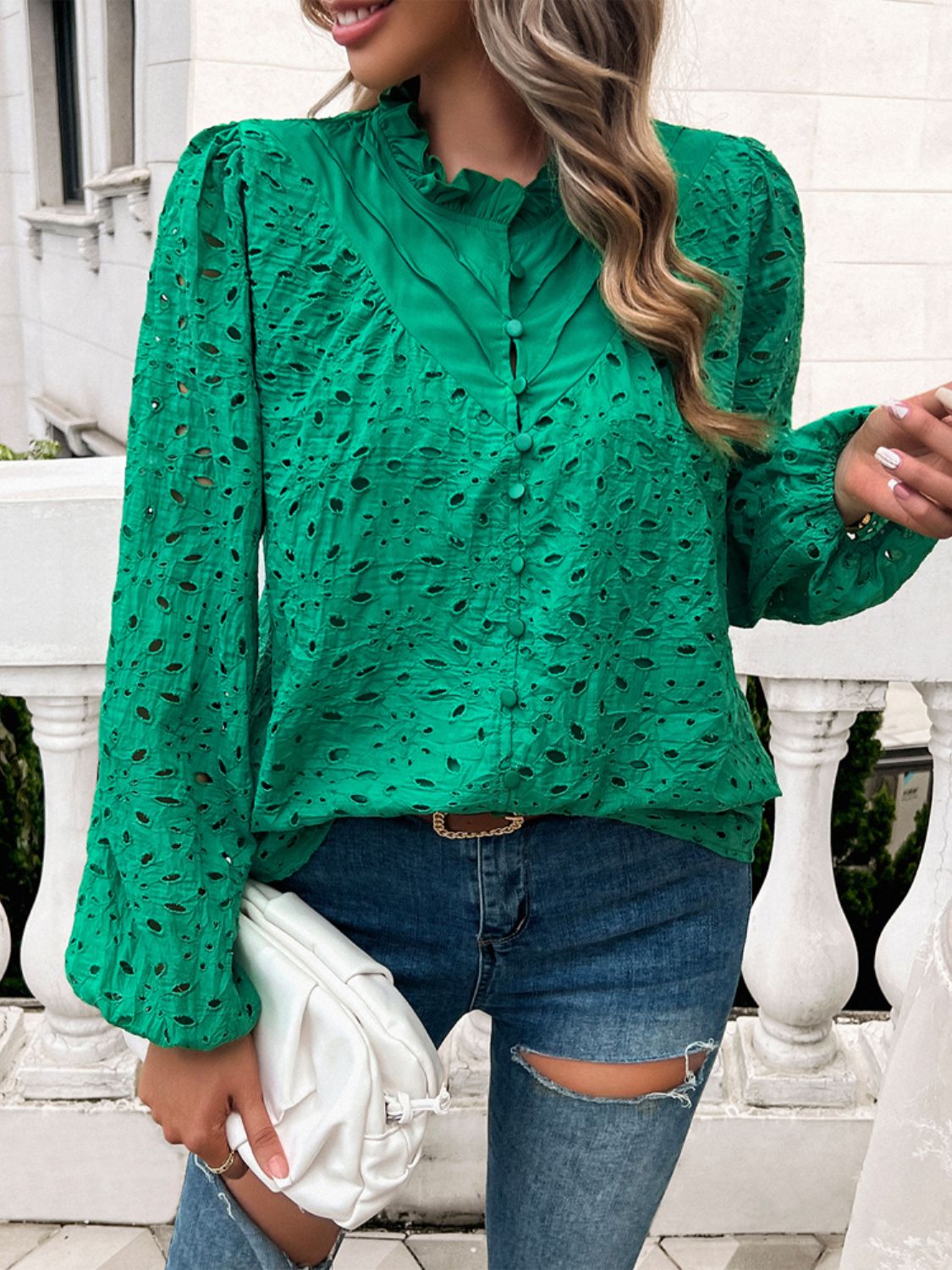Faye - Elegante blusa de manga larga y cuello redondo con volante