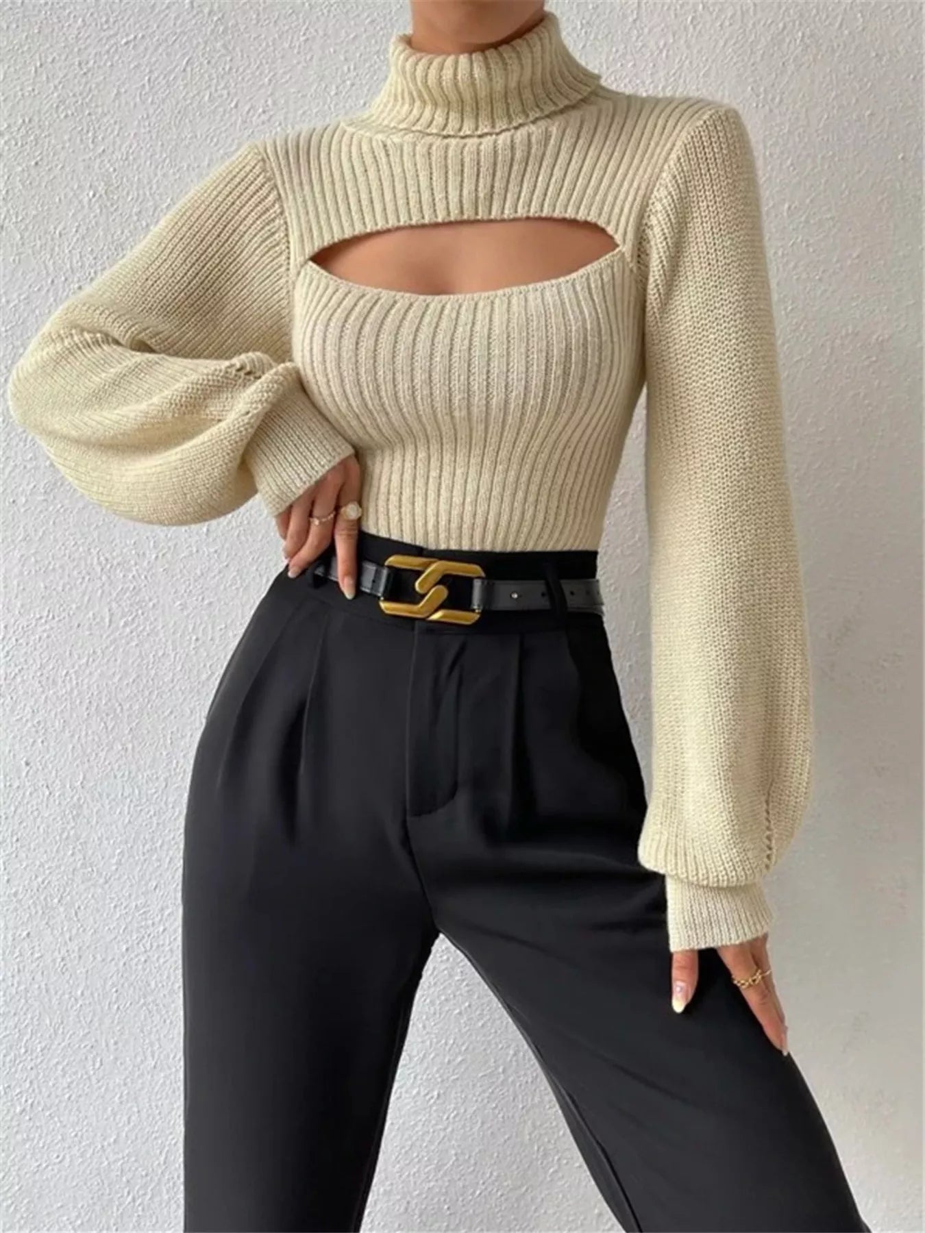 Mathilda - Cómodo jersey de manga larga con cuello alto y abertura delantera