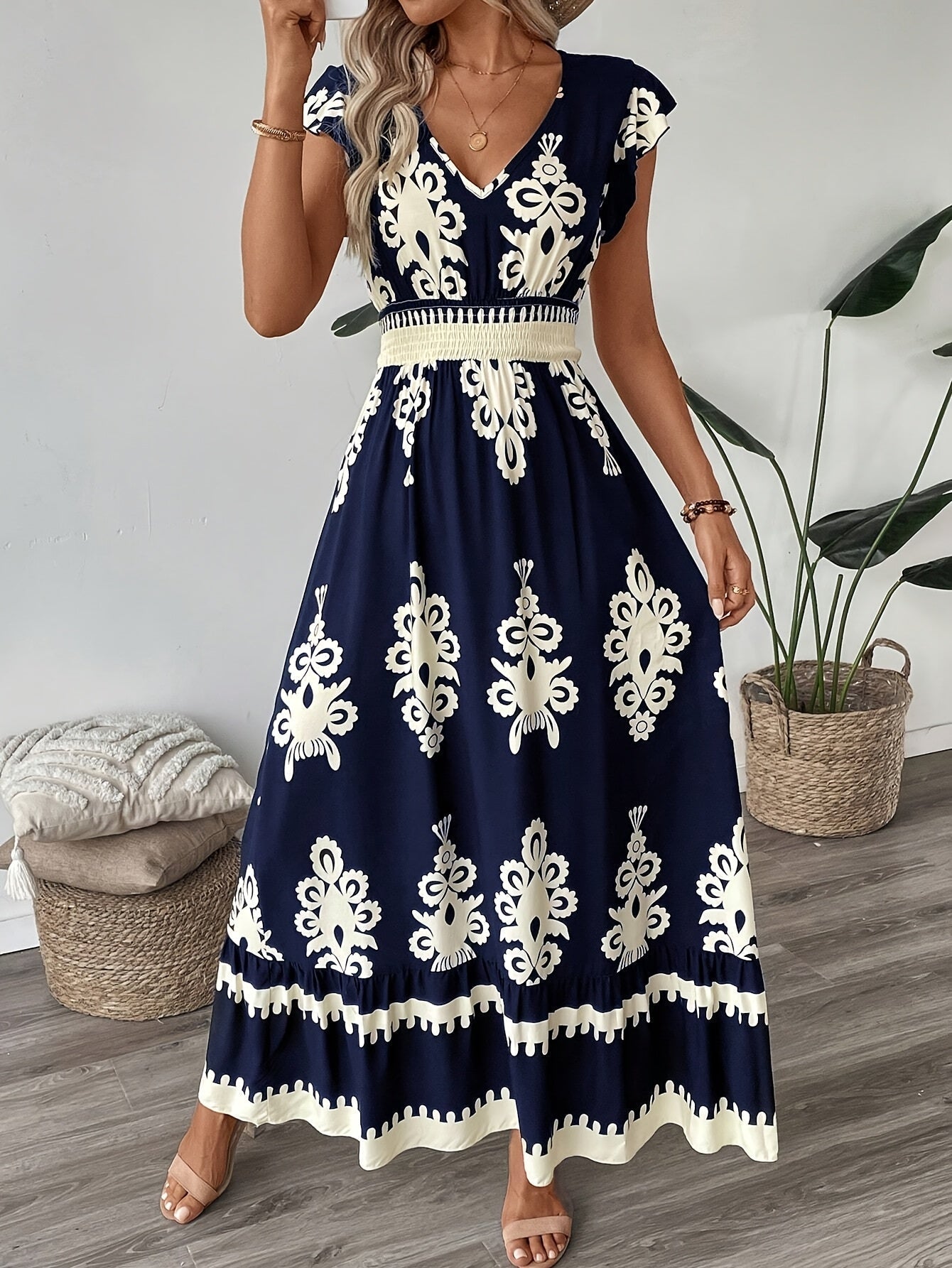 Belicia - Elegante maxivestido bohemio con estampado étnico y cuello en V y manga larga