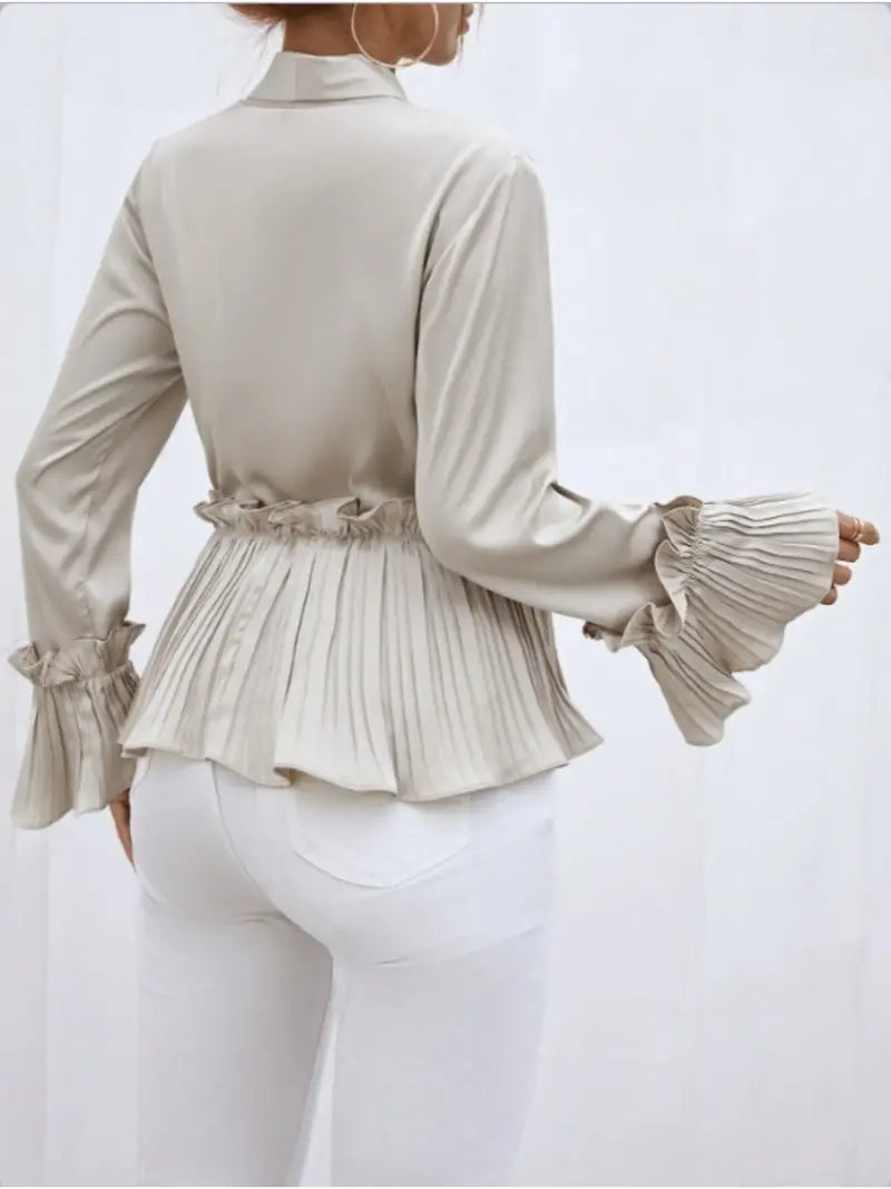 Clea – Blusa satinada elegante
