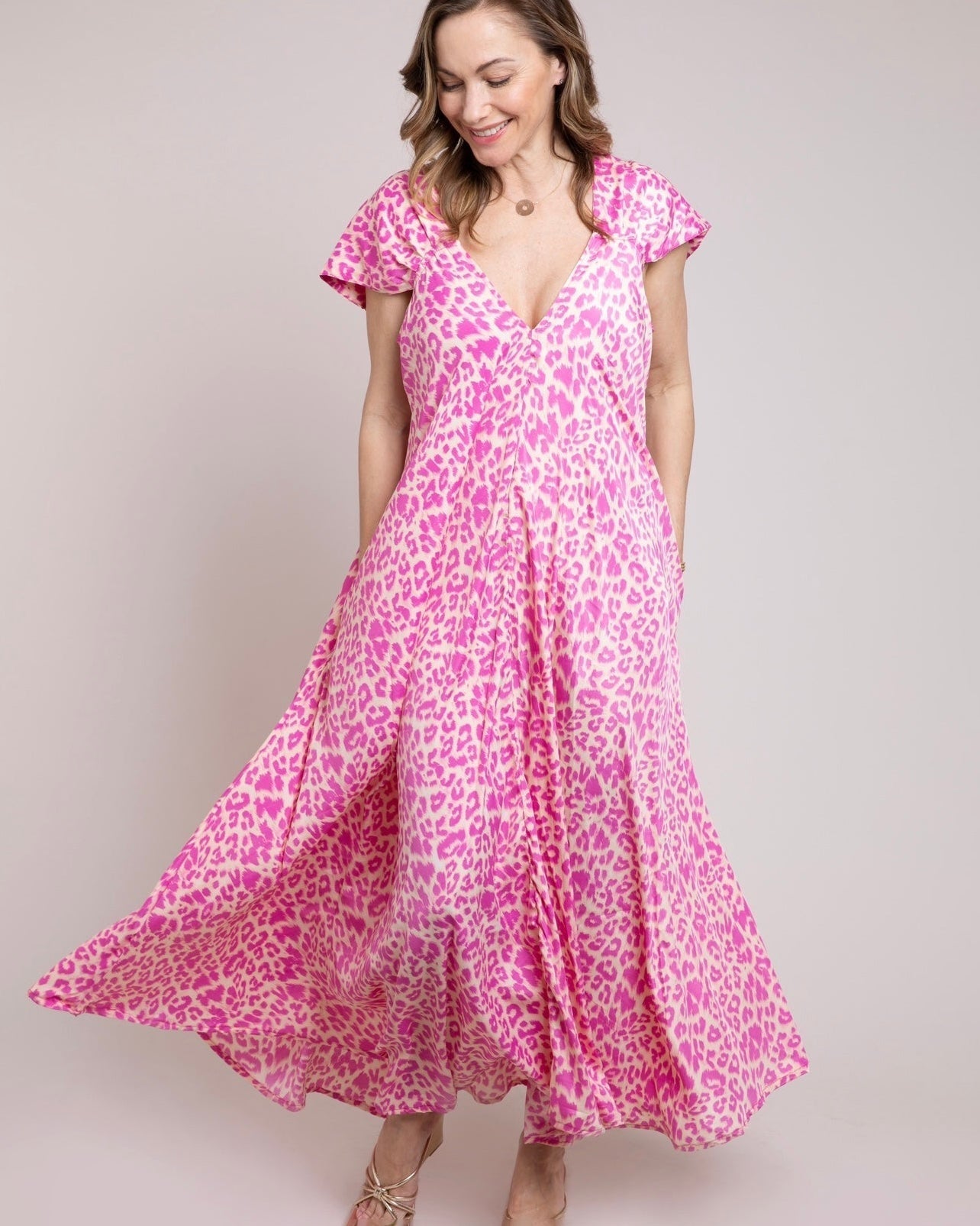 Anya - Vestido largo con estampado de leopardo